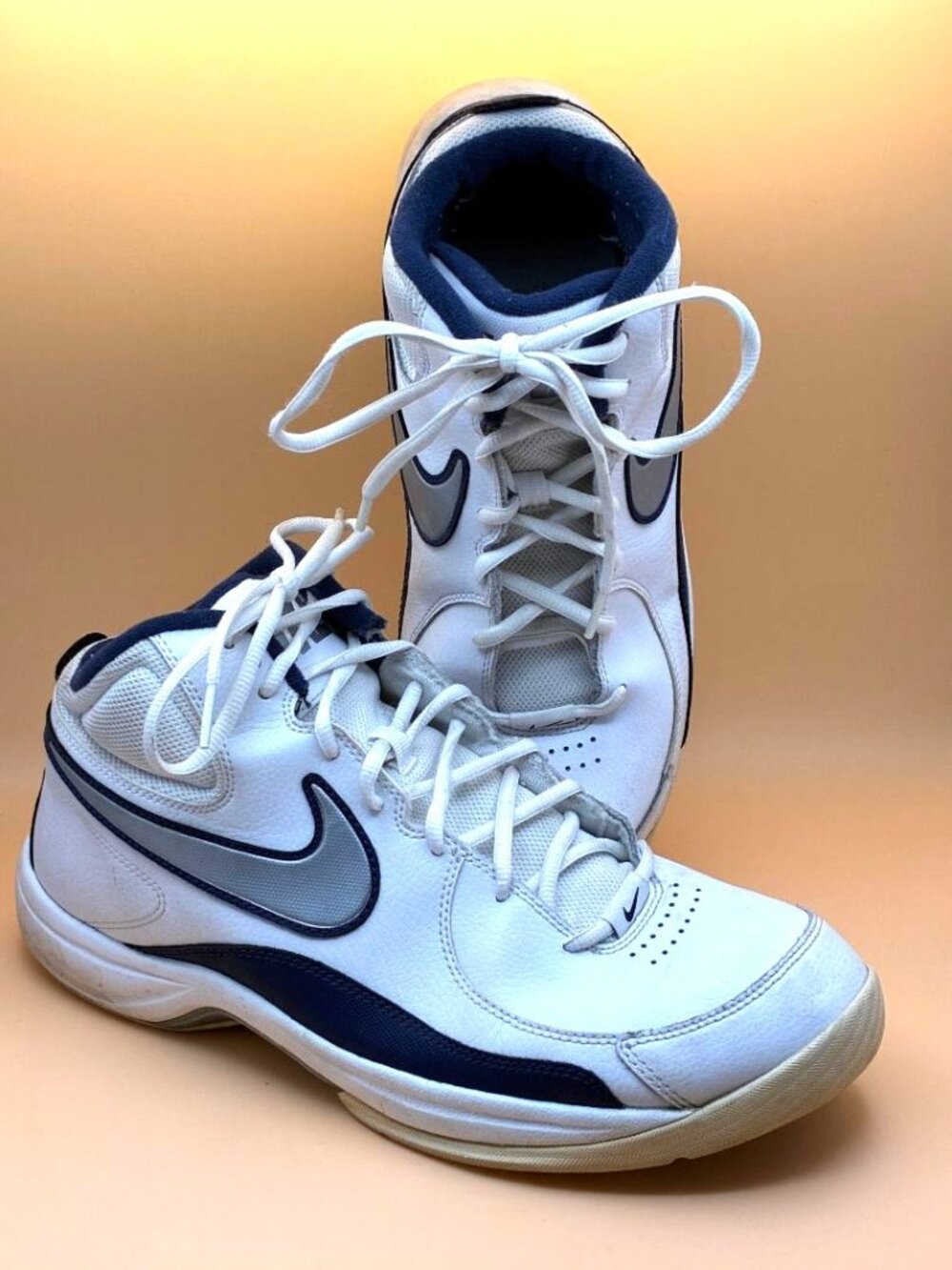 *VINTAGE* Nike The Overplay VII Mid White Navy Men's Basketball Sneakers Sz 11